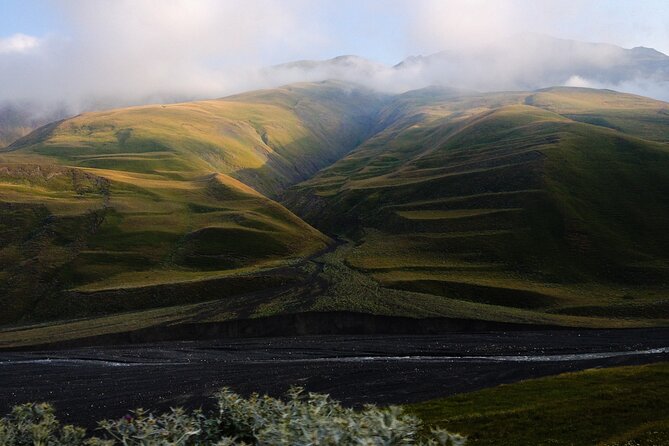3-Day Hiking & Trekking Tour Remote Villages in Guba Azerbaijan - Day 1: From Guba area to Griz via Eh Yolu