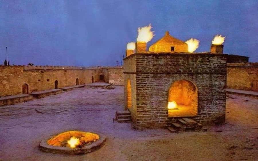 Ateshgah Fire temple and Burning mountain tour - Key things I’d circle before you go