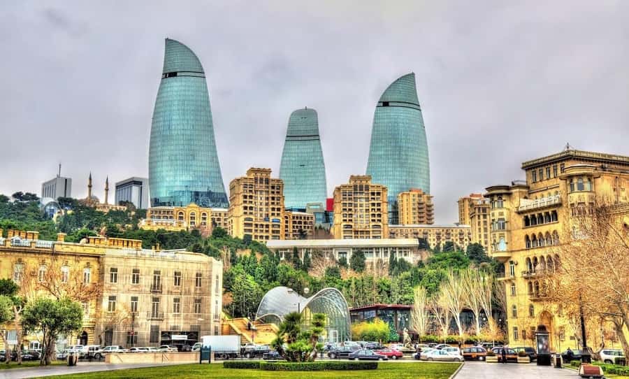 Azerbaijan: 4 days bestseller package - Day 1 in Baku: arrival support and an immediate night orientation
