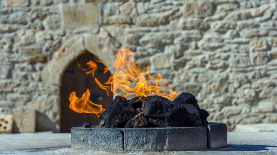 Baku: Absheron (Ateshgah and Yanar Dag) Tour - Key things to know before you go