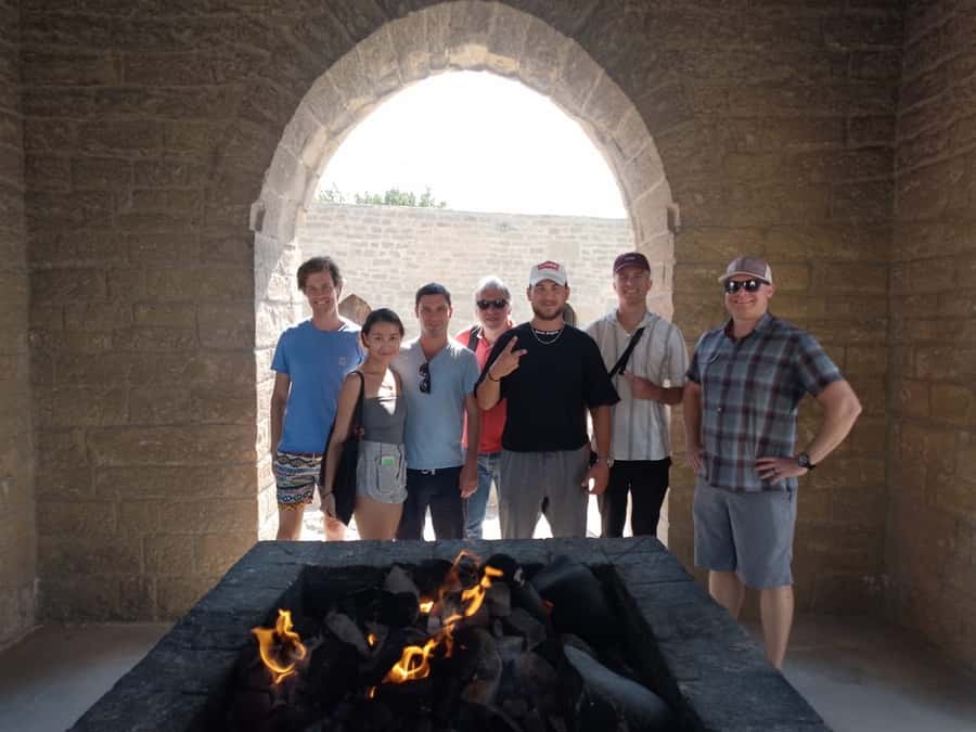 Baku: Atashgah Fire Temple & Burning Mountain Half-Day Tour - Who this tour suits best