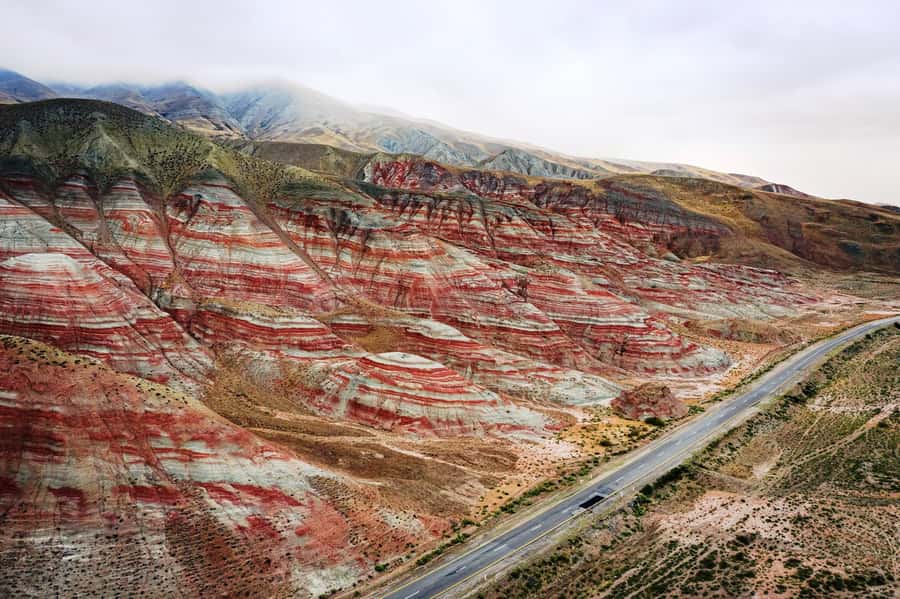 Baku: Candy Mountain, Pink Lake, Besh Barmag Dag and Mosque - Who this tour suits best (and who should rethink it)