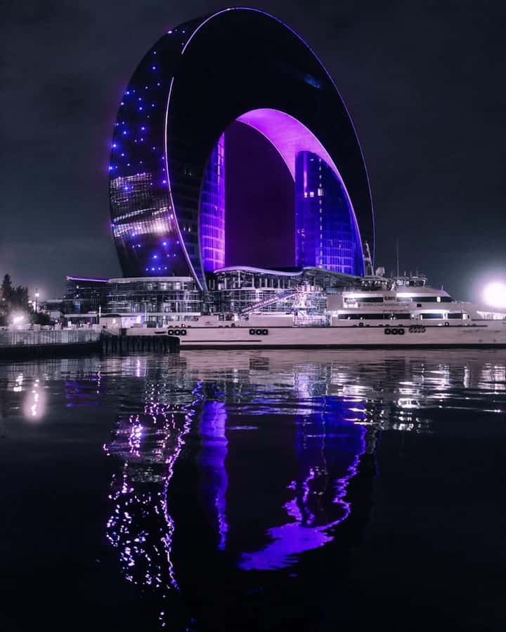 Baku: Caspian Sea Boat Tour with City Skyline Views - Boarding in Baku: pickup, the boat scene, and where to sit