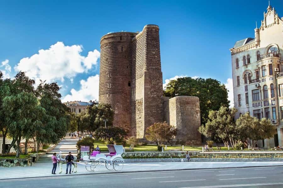 Baku City Group Tour - Key things that make this Baku tour work