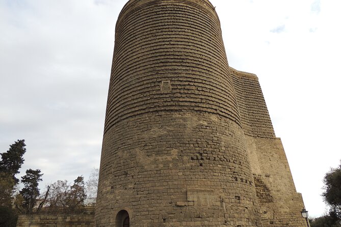 Baku City Tour by Car - Highland Park and the Alley of Martyrs: two very different hills