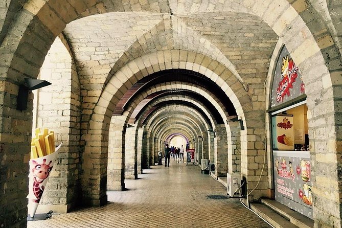 Baku Downtown Original Walking Tour - Malokan Gardens: A Quiet Pause With a Distinct Feel