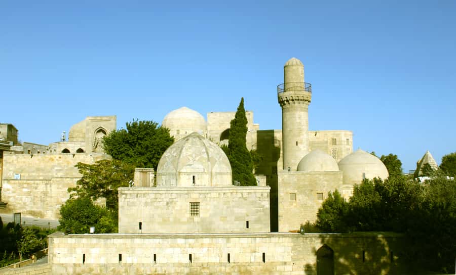 Baku:Full Day City Tour with Azerbaijani Lunch-all inclusive - Baku Boulevard, cruise time, and the night panoramic run