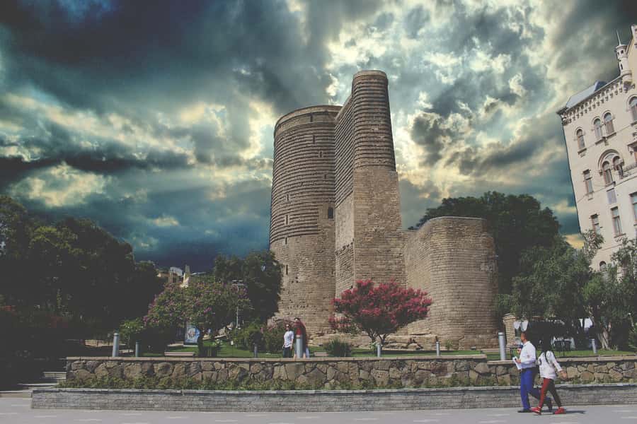 Baku:Full Day City Tour with Azerbaijani Lunch-all inclusive - Hotel pickup, English-speaking guide, and what the $135 really covers