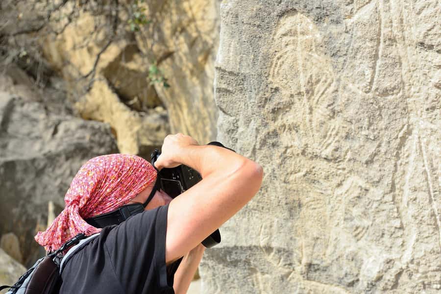 Baku: Gobustan/Absheron guided tour with lunch and tickets - Price and value check for a 450-minute guided Absheron day