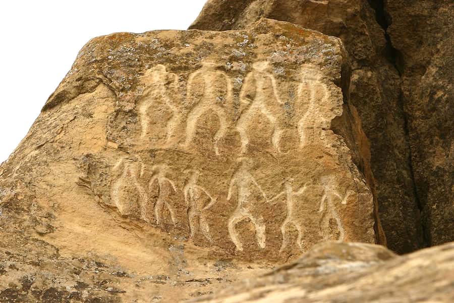 Baku: Gobustan & Absheron with Mud Volcanoes & Fire - Getting from Baku to the sites: a fast start with a photo stop