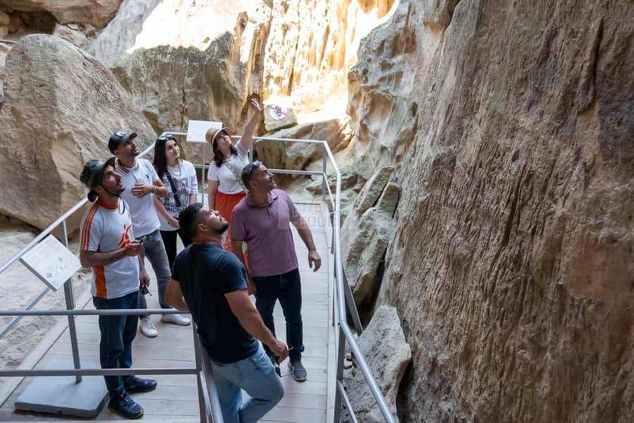 Baku: Gobustan National Reserve Guided Trip - Private - The world’s first industrially drilled oil well, plus a Bond photo spot