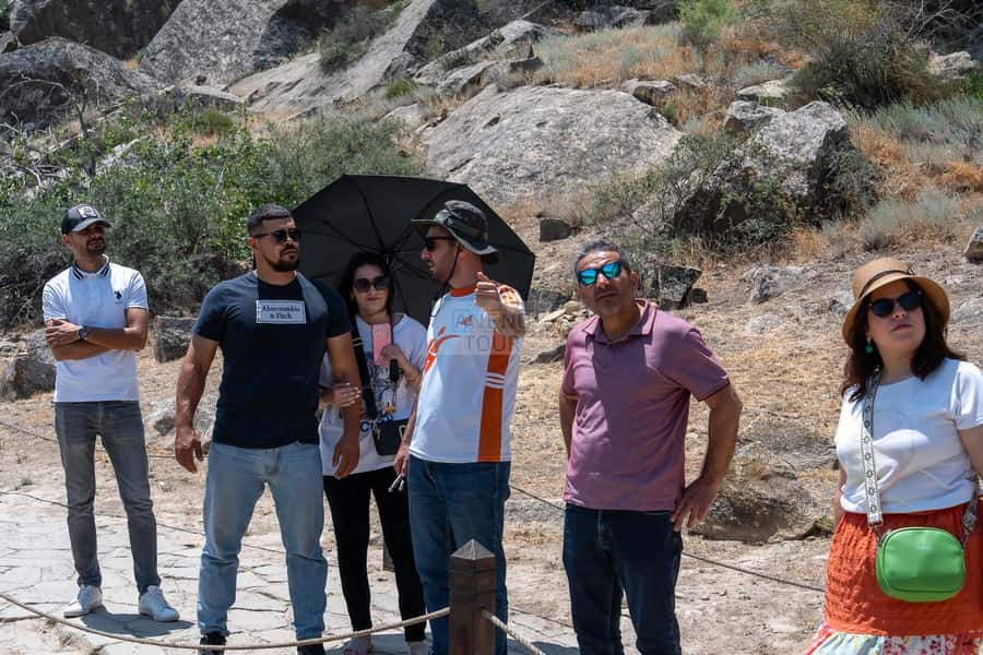 Baku: Gobustan National Reserve Guided Trip - Private - Gobustan 3D Bio Museum: a smart warm-up before the rock museum