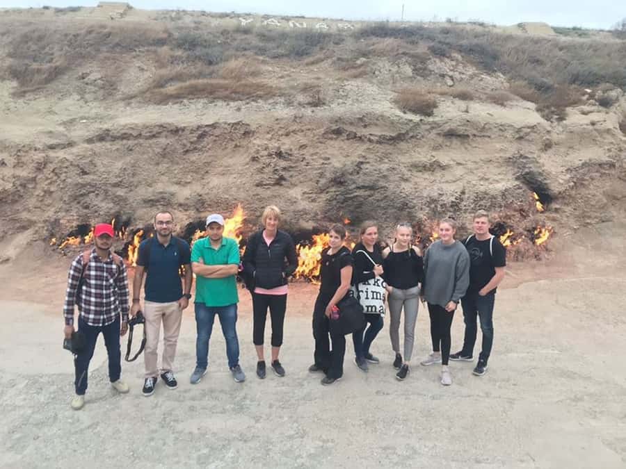Baku: Gobustan, Volcanoes, Fire Temple and Yanardag Day Trip - Yanardag (Burning Mountain): When Natural Gas Looks Like Magic