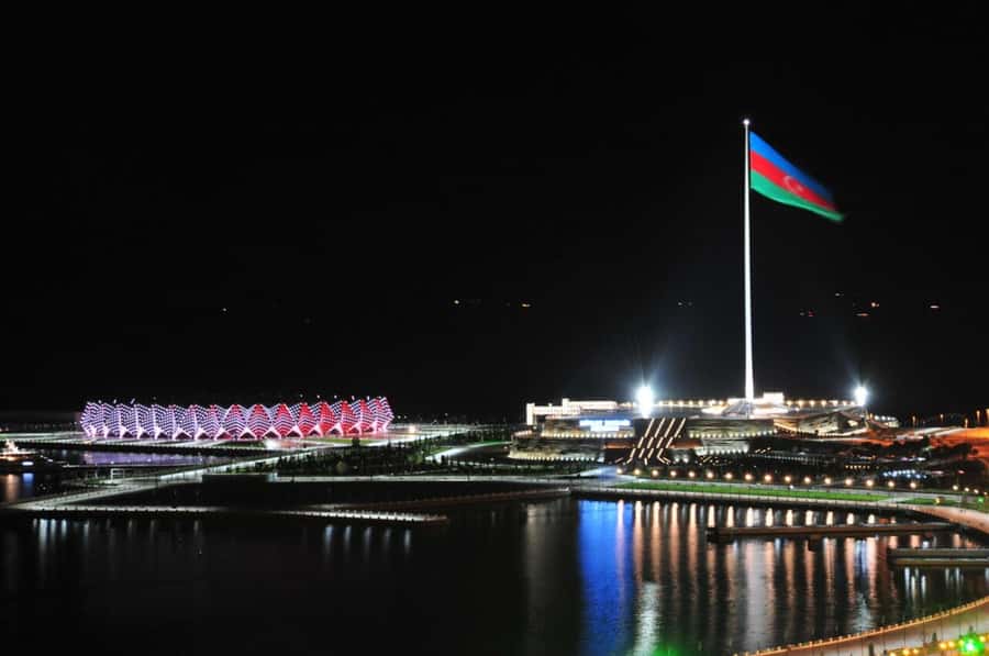 Baku Guided Night Tour - The 2-hour logic behind a great Baku night circuit
