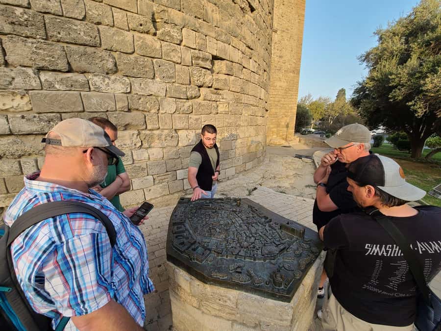 Baku: Historic and Modern Baku Tour ( Day & NIght Tour) - Key things I’d count on in this Baku tour