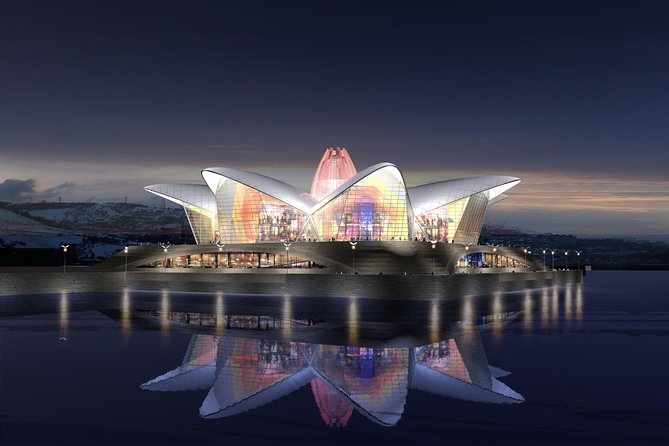 Baku Lights: the Night Tour illuminated by Baku lights - The small-group route, stop by stop