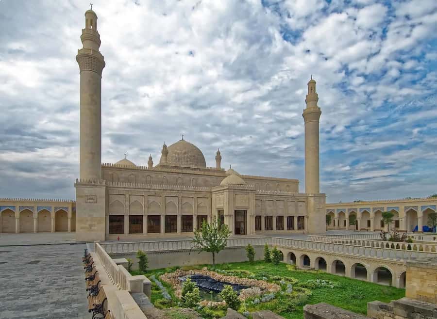 Baku: Mountains & History: Shamakhi–Gabala Escape - The Aghsu road run: serpentines, panoramas, and the joy of moving