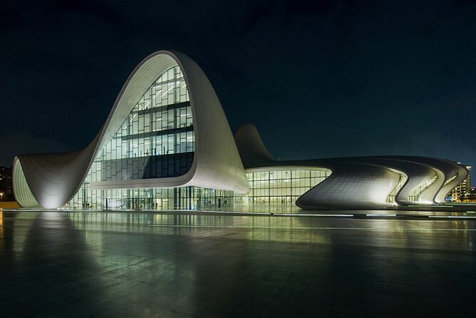 Baku Night City Tour Discover the Magic of Illuminated Landmarks - Stop 1: Flame Towers LED Display, the City’s Signature Glow