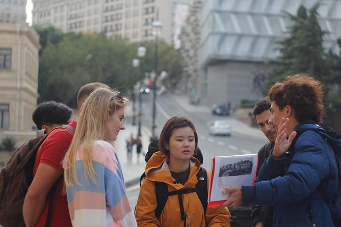 Baku Oil Heritage & Old Town Walking Tour - Fountain Square Start: Where the Oil Boom Meets Downtown