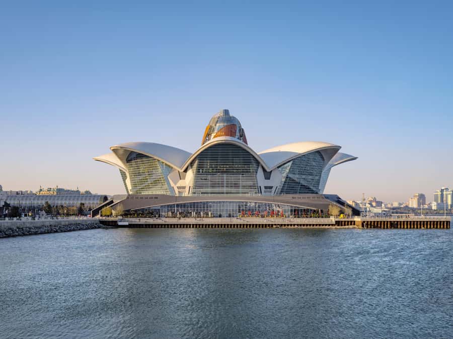 Baku: Old City and Modern City Tour - Smooth Start: Hotel Pickup and a Comfortable Pace