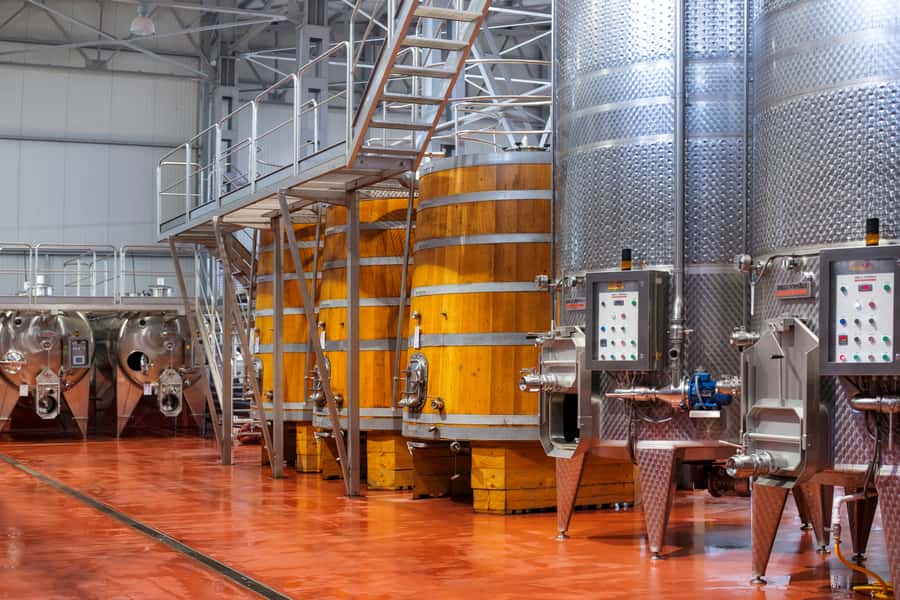 Baku: Qabala Winery Tour with Local Lunch - Inside the Savalan winery: museum, vineyards, and how wine is made