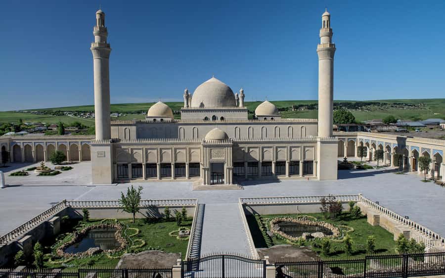 Baku: Shamakhi and Gabala Trip - Juma Mosque in Shamakhi: 743 AD and a calm sense of place