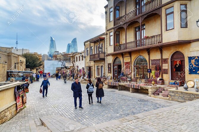 Baku Walking Tour (Old City) - Monument to Lovers and Cats: A Stop That Feels Like a Local Story