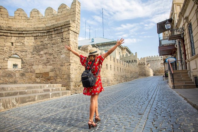 BAKU WALKING tour with the best STREET FOOD and DRINK tasting - Timing and pacing for a 12:00 pm start