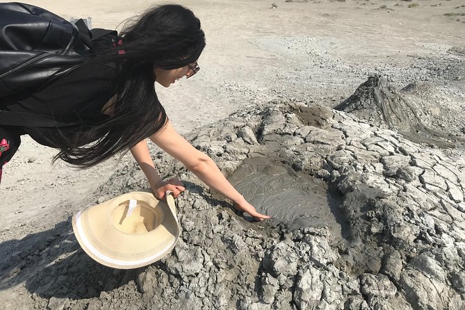 BEST Gobustan, Volcanoes & Absheron Fire Tour (Group or Private) - A One-Day Gobustan and Absheron Fire Circuit