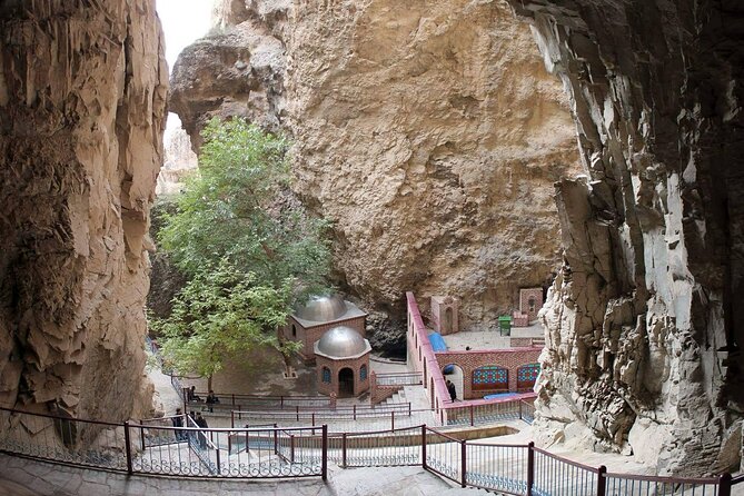 Day Tour from Nakhchivan to Alinja Castle, Ashabi Kahf and Khanegah Tomb - Alinja Castle: The Climb, the Views, and How to Plan Smart
