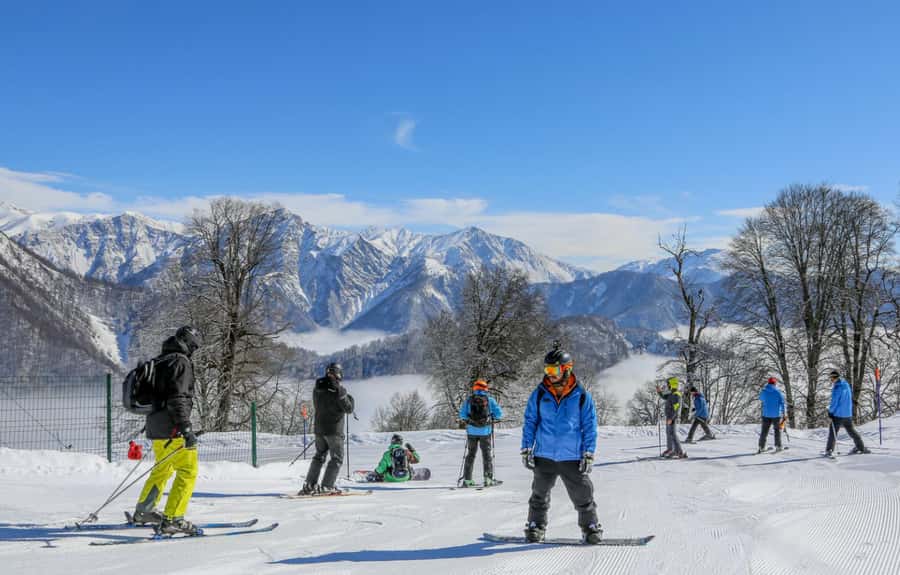From Baku: Gabala-Shamakhi Winter Tour with Activity Options - First Cultural Stop: Juma Mosque in Shamakhi