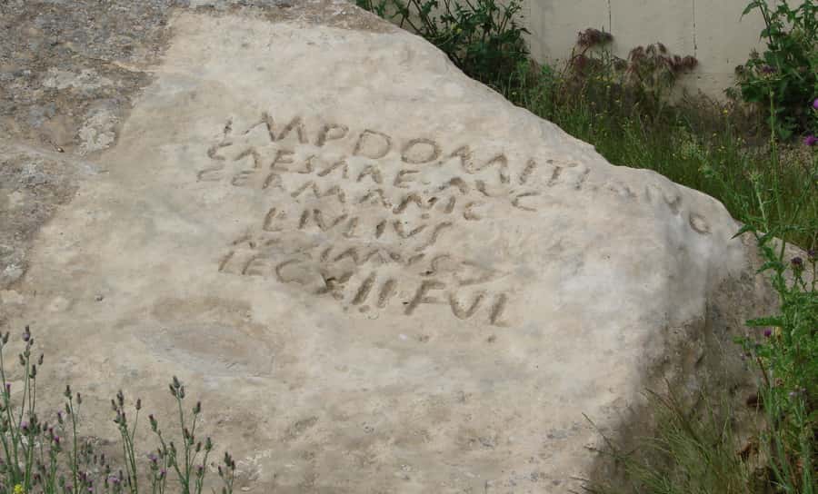 From Baku: Gobustan, Mud Volcanoes & Mosque Private Tour - Quick hits before you go