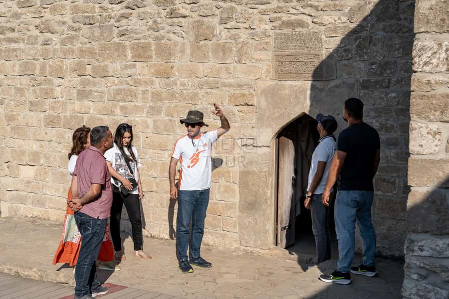 From Bakü: Sightseeing - Ateshgah - Yanardag - Gobustan - Mud Volcanos, the Modern Mars Add-On Idea, and How to Think About It