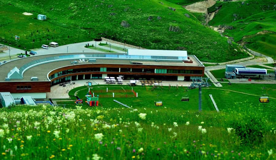 From Baku to Guba, Candy Cane, Shahdag Mountain Activities - Quba Town Time and the Beshbarmaq Pass: Northern Azerbaijan in Motion