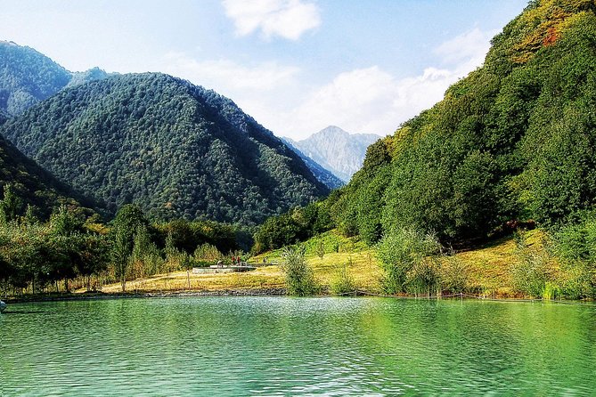 Gabala + Shamakhi tour (by Old City Tours) - Yeddi Gozel Waterfall: pretty, but expect only three levels