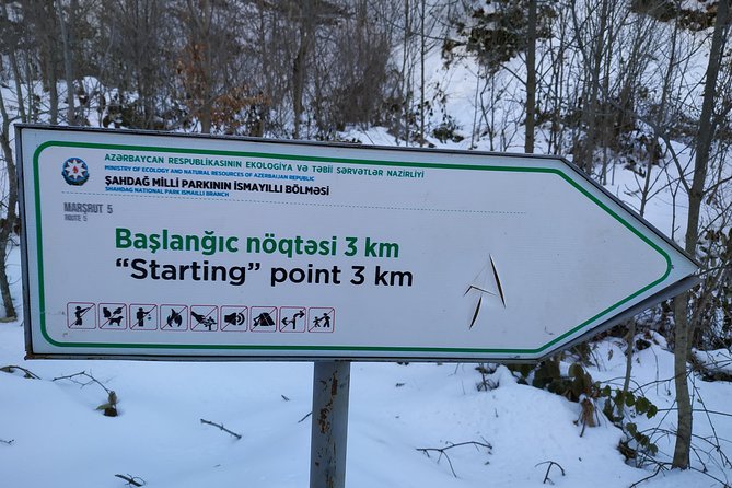 Garanohur Lake Hiking Tour - Ganjlik Mall meeting point and the small-group advantage