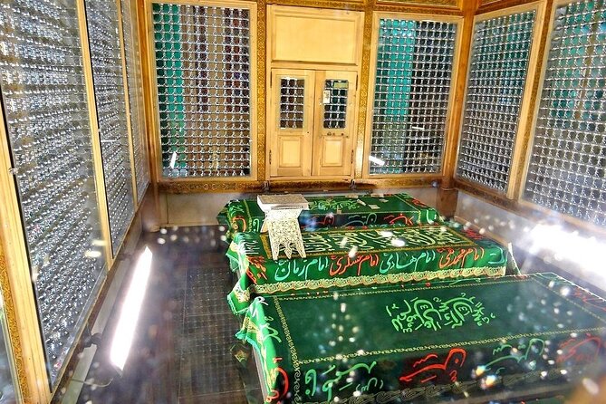 Gobustan and Absheron trip (Group or Private) - Ateshgah Fire Temple in Surakhani: why fire mattered