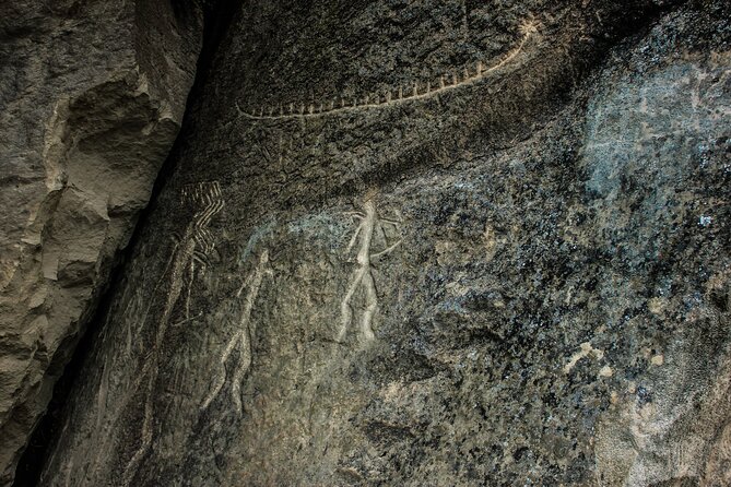 Gobustan and Mud volcanoes PRIVATE TOUR - Gobustan and Mud Volcanoes: Two Sides of Azerbaijan, One 5-Hour Day