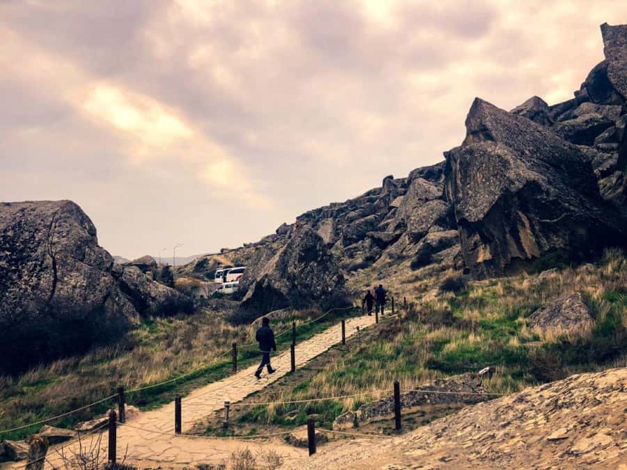 Gobustan, Mud Volcanoes, Fire Temple and Fire Mountain Tour - Ateshgah Fire Temple: the Zoroastrian flames behind the vents