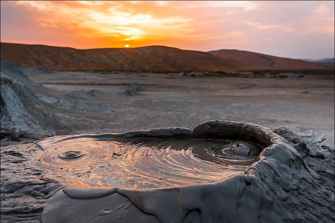 Gobustan Rock Art & Mud Volcanoes Tour - Gobustan Rock Art Museum to Rock Mountain: what to watch for