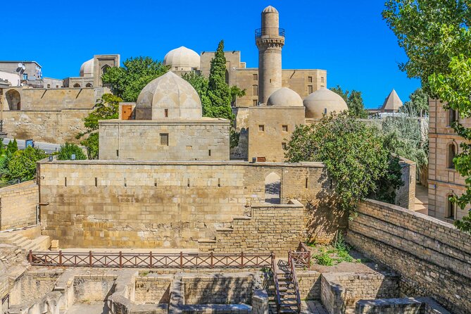 Group Walking Tour in Baku Old City - Maiden Tower and the $9 optional choice