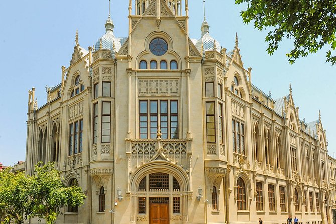 Half-Day Baku Private Walking Tour with Pickup - Why This Private Baku Walk Works So Well