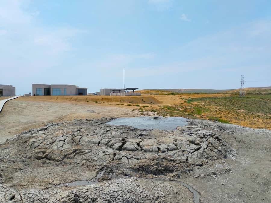 Half-Day Private Gobustan Rock Art and Mud Volcanoes Tour - Gobustan Rock Shelters: UNESCO petroglyphs up to 40,000 years