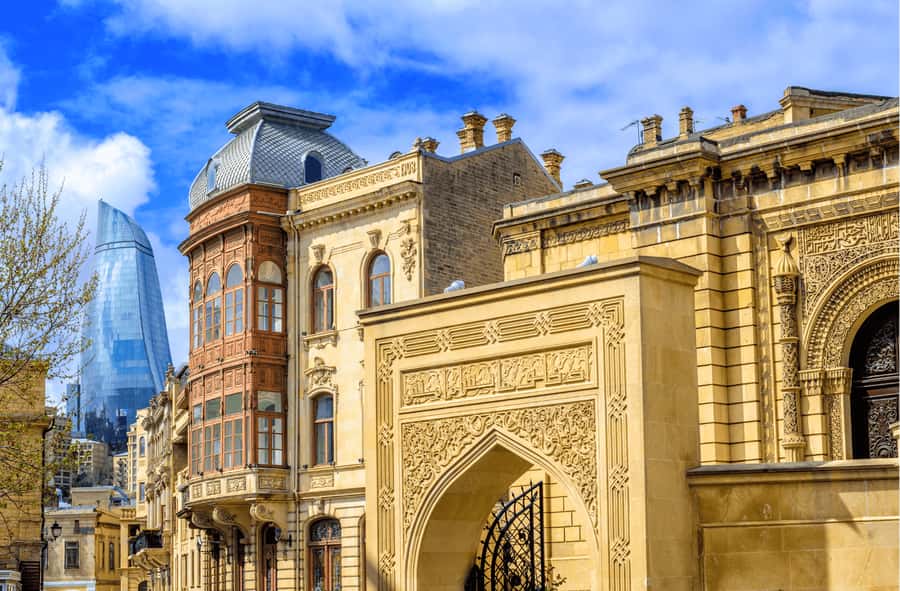 Heartbeat of Baku: Old & Modern City Walk (Group or Private) - Why This 3.5-Hour Walk Works as a First Time Baku Plan