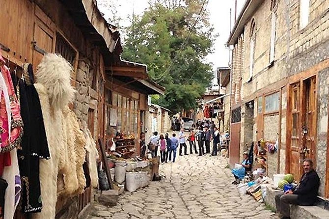 Independent tour to Shamakhi & Lahij - What You Should Pack for a Long Mountain Day