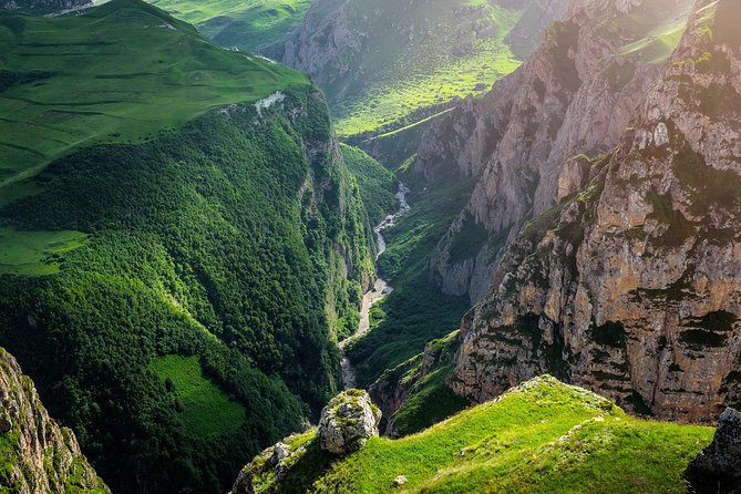 Khinalig Tour - The mountain drive: what to expect in timing and comfort