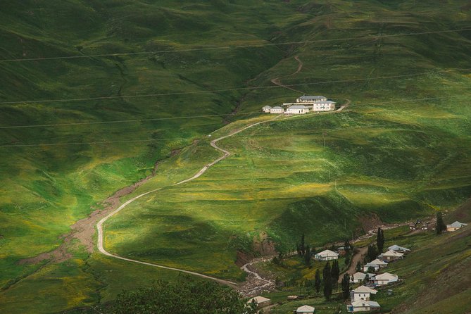 Khinalug tour and more... ( All inclusive ) - Group size, guides, and the private vs group question
