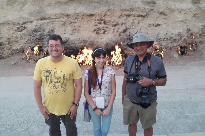 Mystic Ateshgah and Yanar Dag Tour - A 3-hour fire-and-eternal-flame outing from central Baku