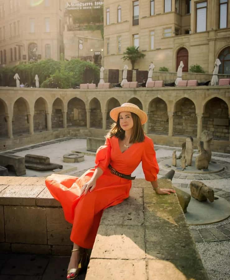 Private Baku Old City Photoshoot - Getting Photos Back in 48 Hours