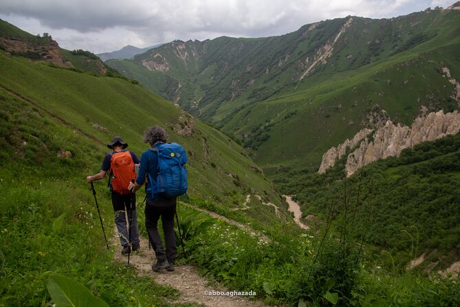 Private Hike through Magic Valley to Laza waterfalls - Qusar takeaway lunch: refuel without losing momentum